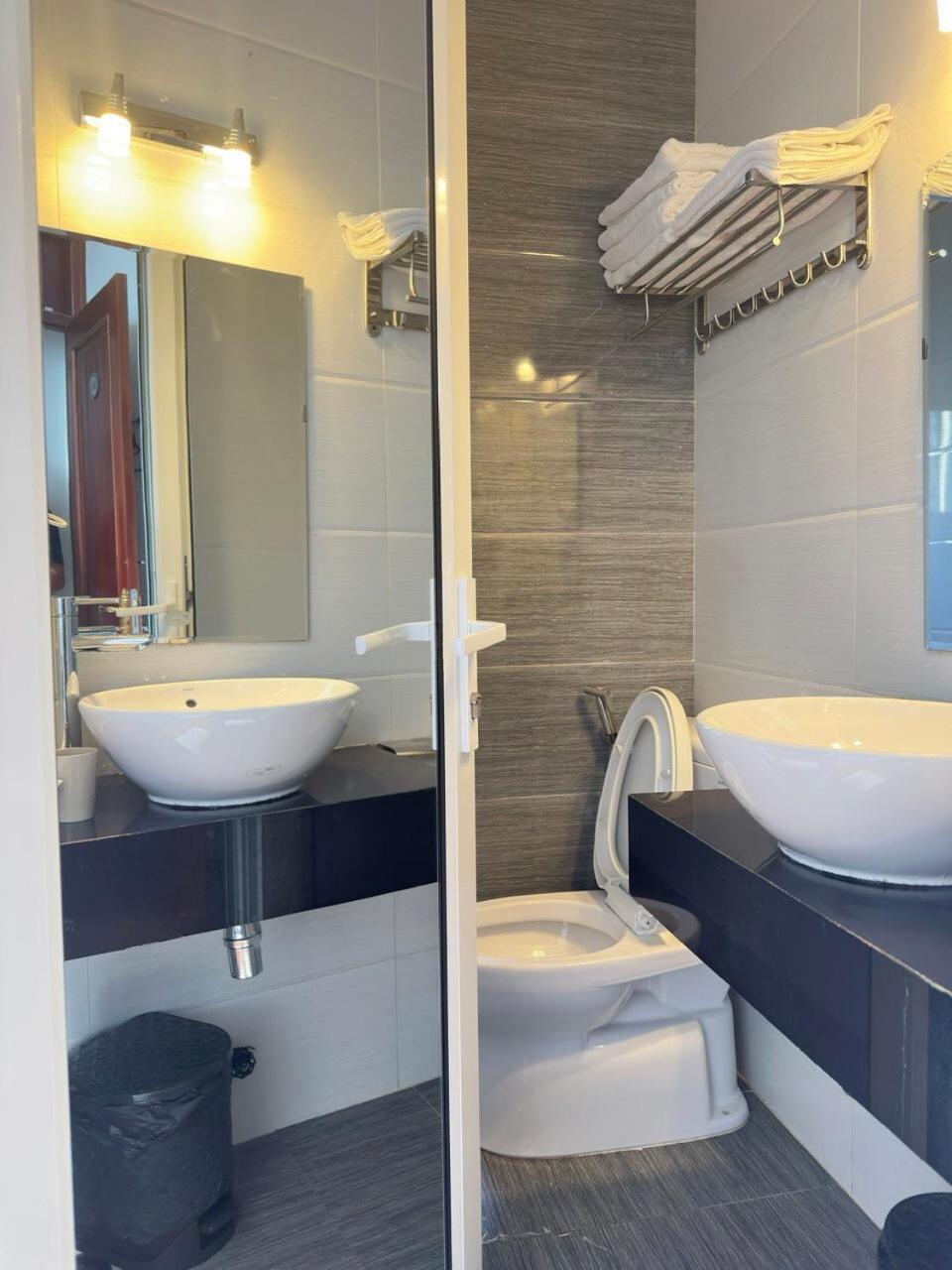 Hotel Ruby Rose House Da Lat Esterno foto